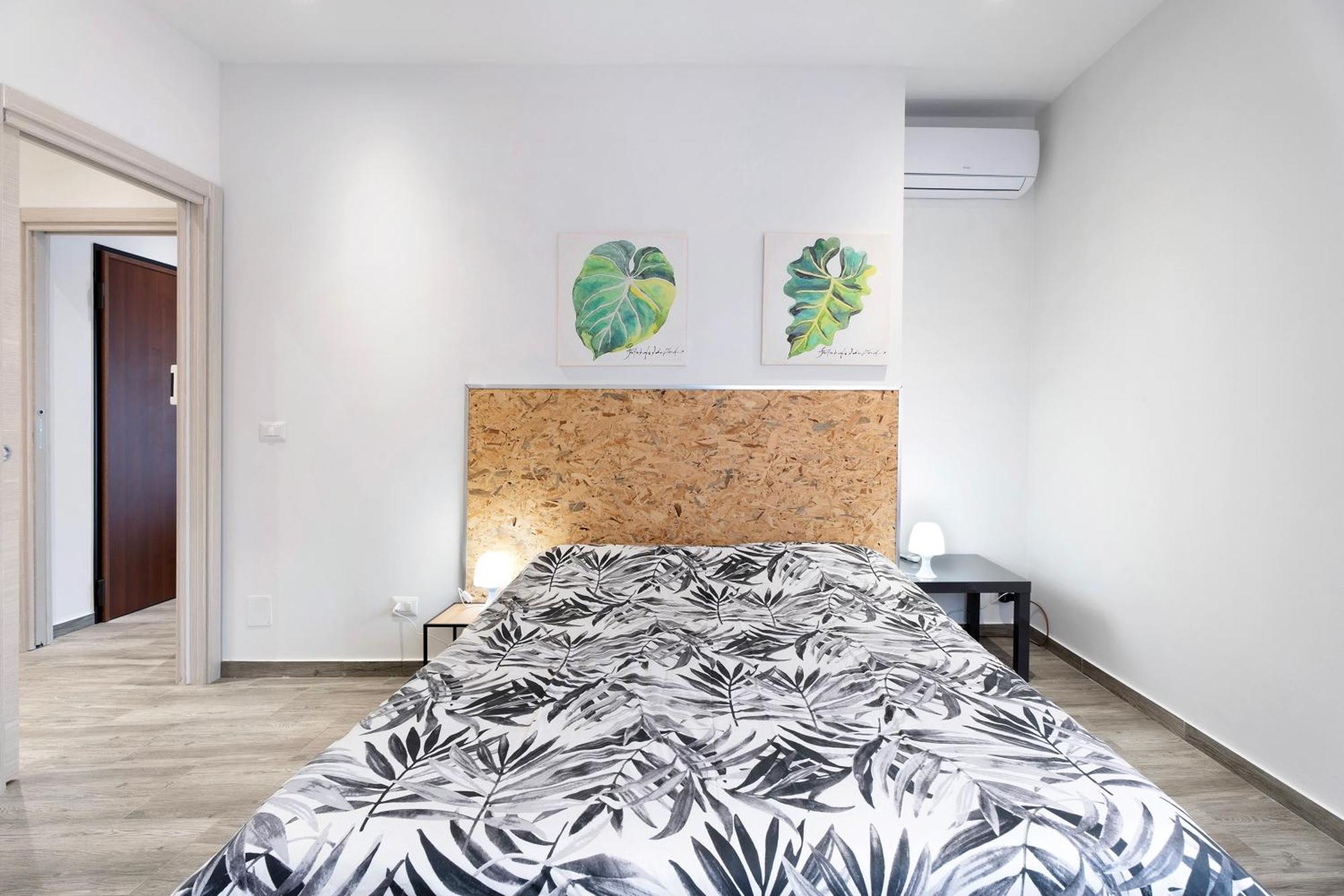 Sweet Home Apartments Peperoncino Arona Bagian luar foto
